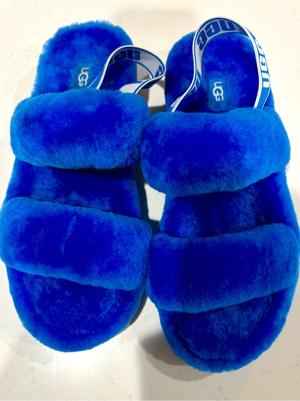 UGG Oh Yeah Womenโs Size 9 Electric Blue Shearling Fur Slingback Slides Sandals